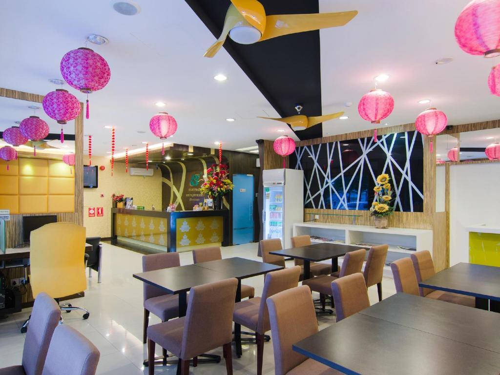 Eight Days Boutique Hotel - Mount Austin Johor Bahru Buitenkant foto