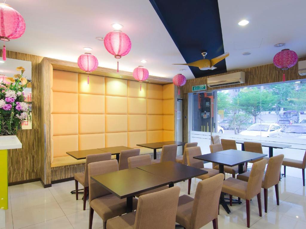 Eight Days Boutique Hotel - Mount Austin Johor Bahru Buitenkant foto