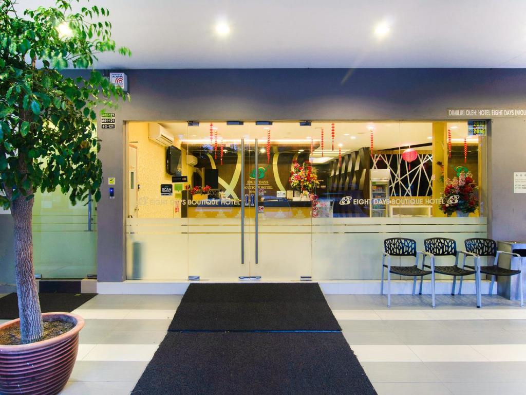Eight Days Boutique Hotel - Mount Austin Johor Bahru Buitenkant foto