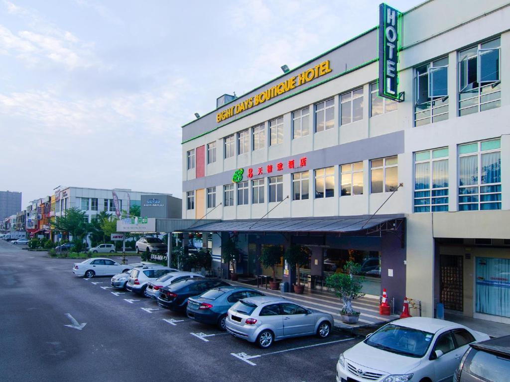 Eight Days Boutique Hotel - Mount Austin Johor Bahru Buitenkant foto
